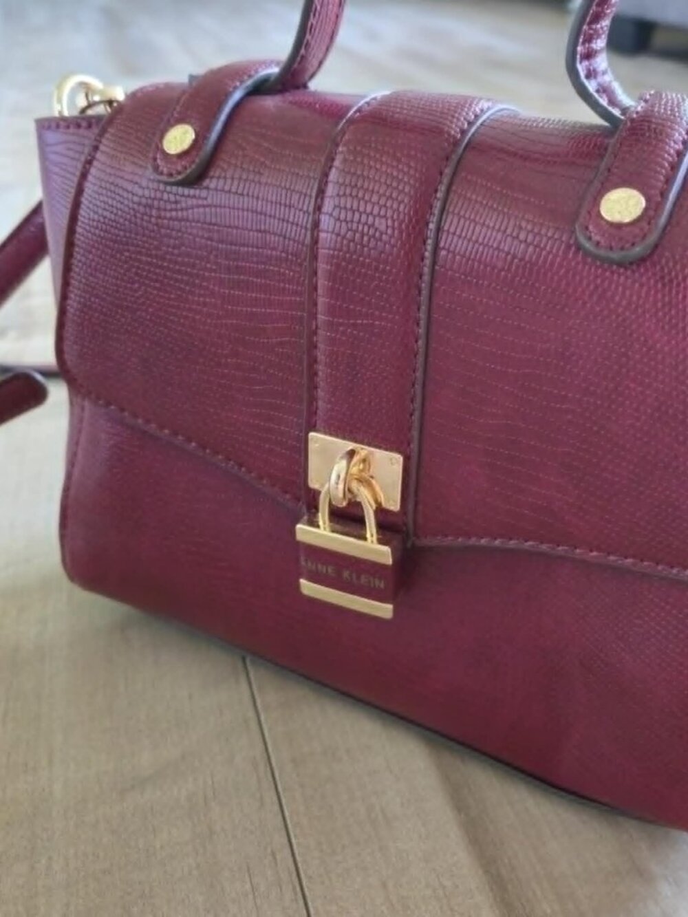 Anne Klein Burgundy Lizard Embossed Satchel Crossbody Bag Gold Hardware